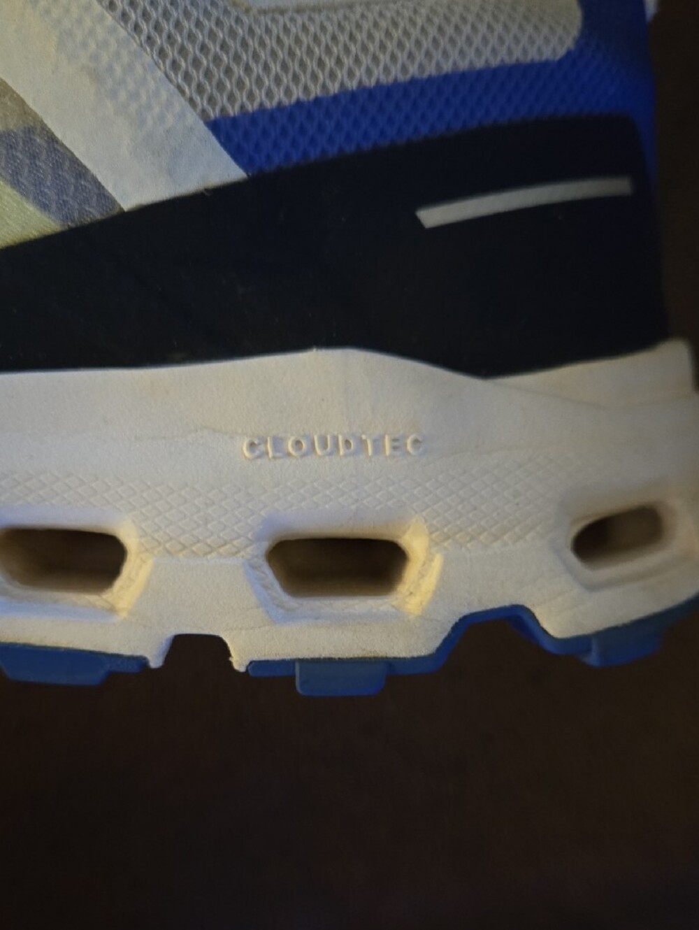 On Cloud Cloudtec Helion White Blue Running Shoe Men Sz 11 Clean Good Condition - Picture 2 of 12